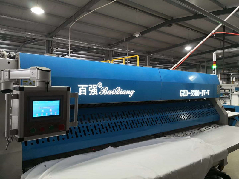 給賓館洗床單利潤(rùn)大么？ 賓館洗滌廠一年的利潤(rùn)，賓館大型洗滌設(shè)備有哪些，賓館洗滌設(shè)備廠家推薦